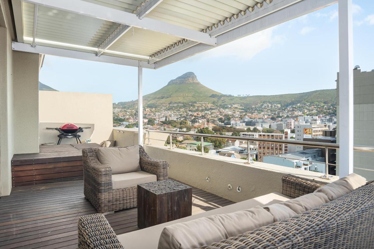 Four Seasons Apartments Cape Town Exterior photo