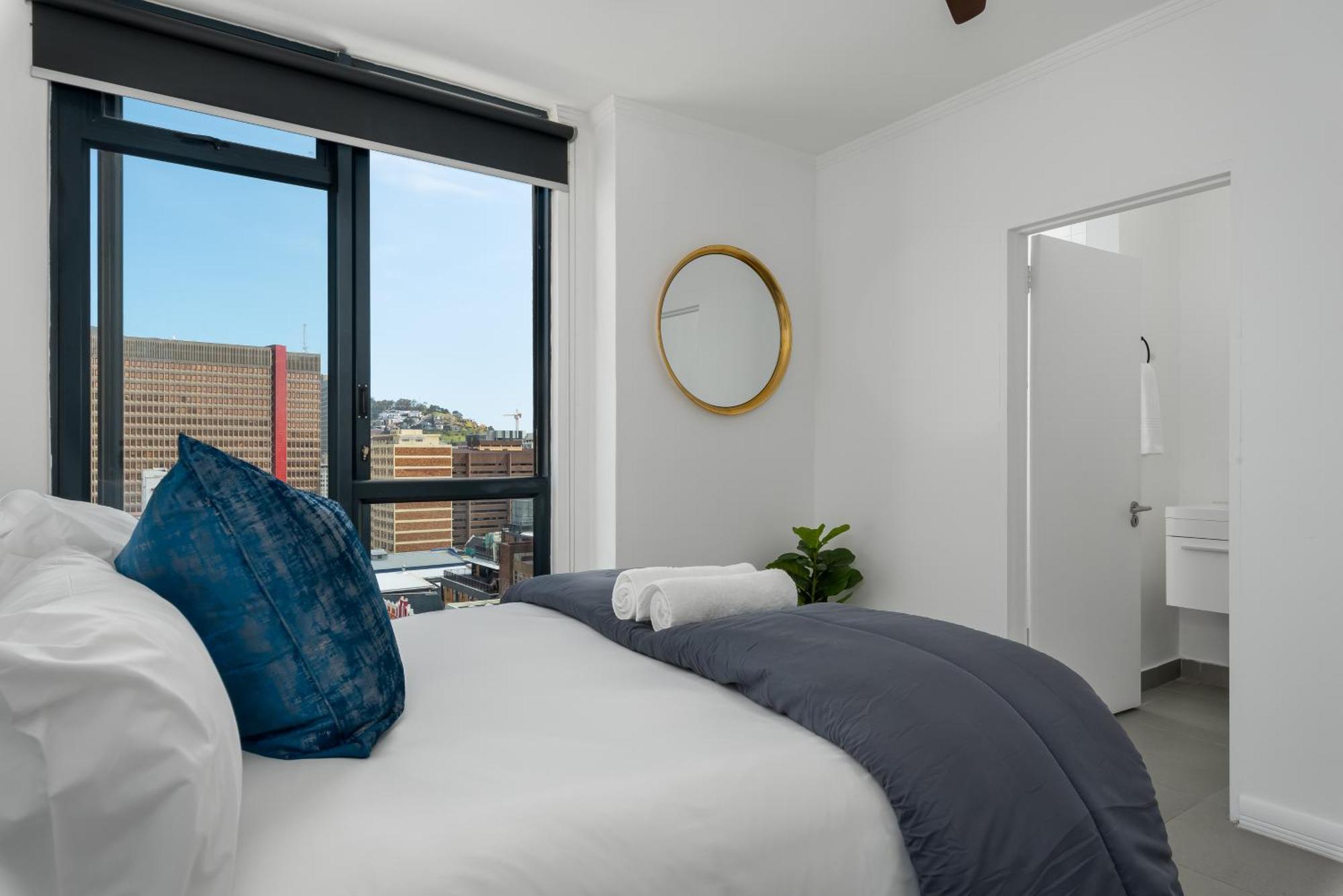 Four Seasons Apartments Cape Town Exterior photo