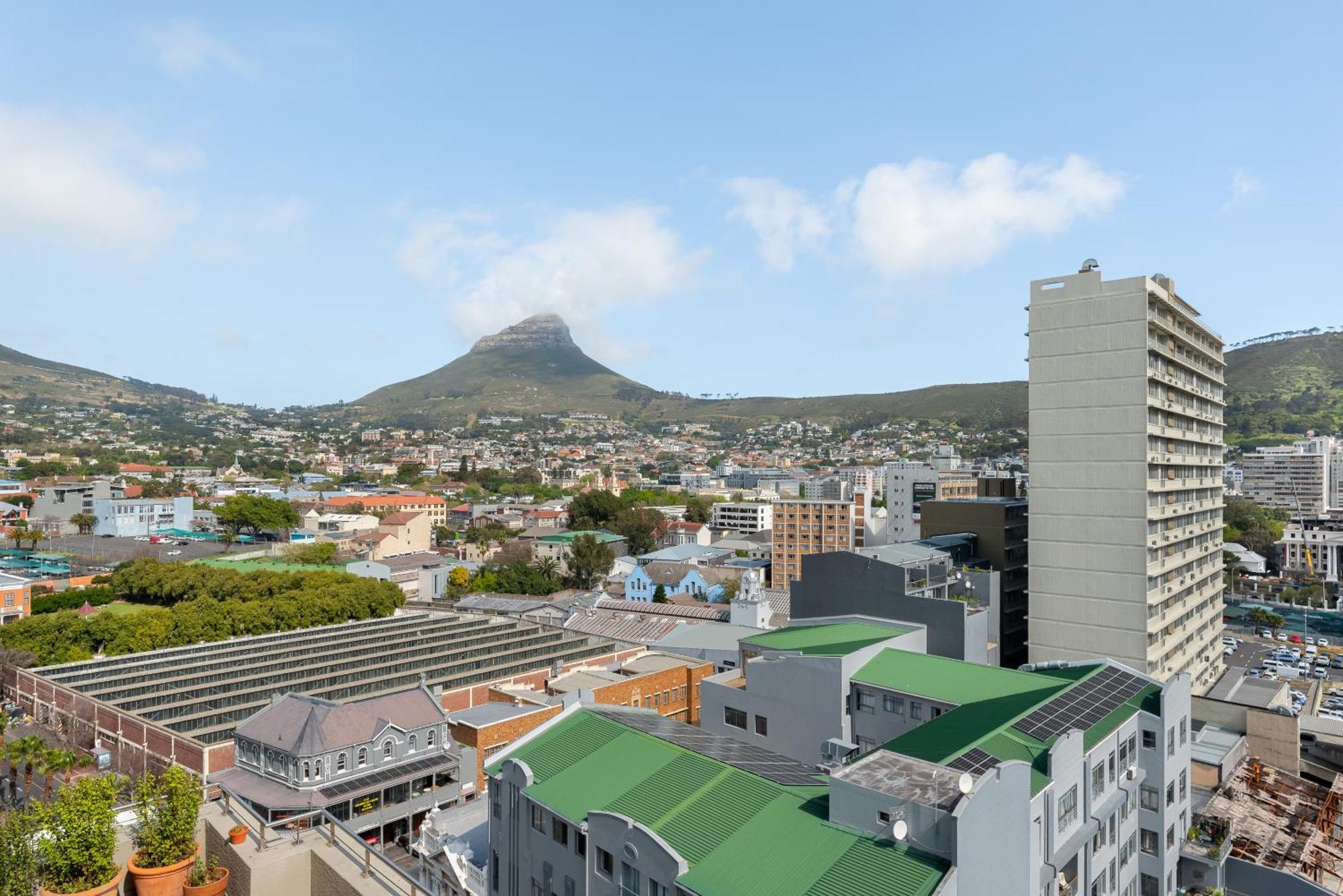 Four Seasons Apartments Cape Town Exterior photo